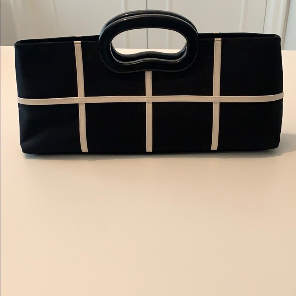 IFO Black and White Handbag